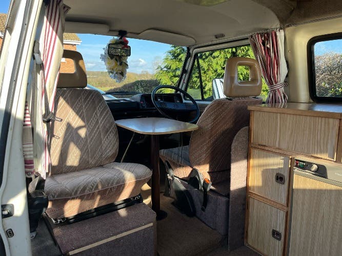 Charlie – VW T25 1.9L petrol - High-Top Auto Sleeper Campervan